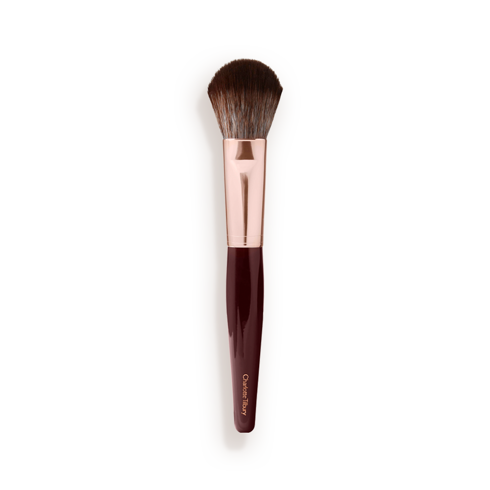 Synthetic_Bronzer_And_Blush_Brush_Packshot